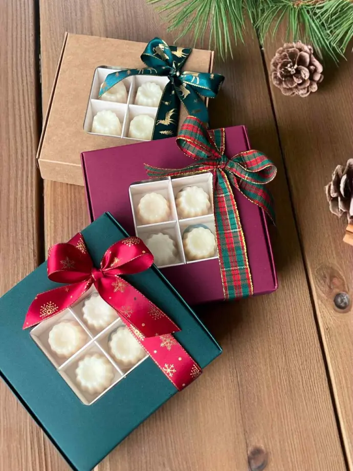 Coffret de noël - Fondants végétales parfumés x16 (Vert sapin)